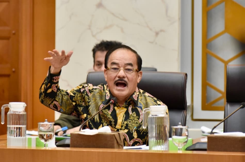 Robert Kardinal Menyoroti Dugaan Dampak Operasi Tambang Freeport terhadap Nelayan dan Ekosistem di Mimika