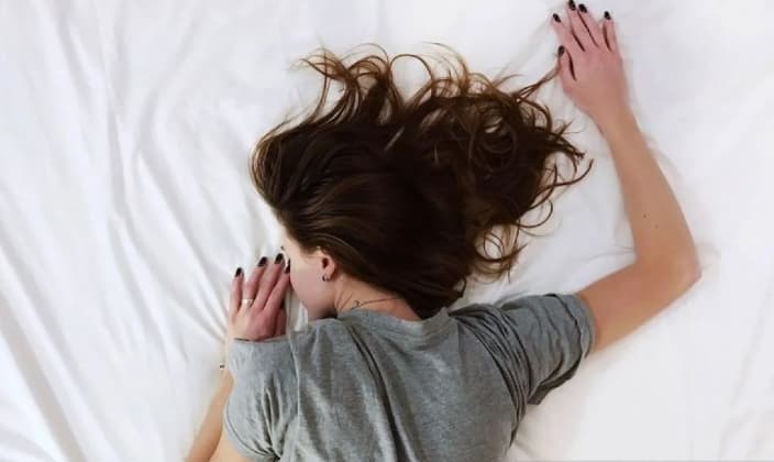 Tidur Teratur Membantu Melancarkan Buang Air Besar pada Pagi Hari, Kata Ahli