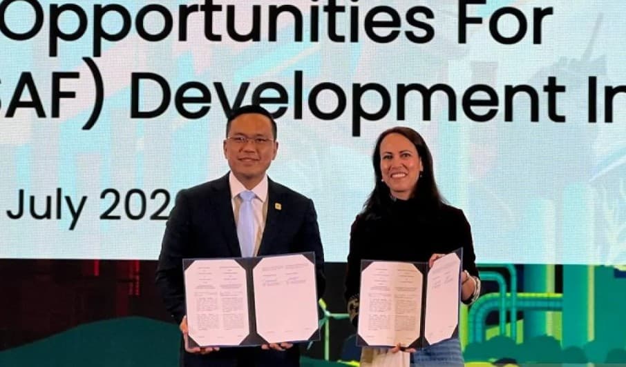 Pertamina dan Boeing Perkuat Kolaborasi Pengembangan SAF untuk Dukung Ketahanan Energi dan Dekarbonisasi Penerbangan