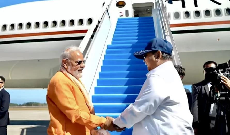 Presiden Prabowo Lepas Kepulangan PM Narendra Modi di Bandara YIA Usai Menuntaskan Kunjungan Kenegaraan ke Indonesia
