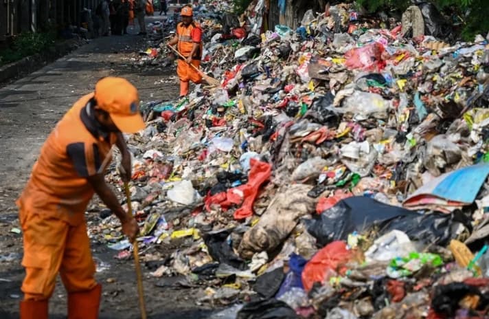 Ketua Komisi D DPRD DKI Meminta DLH Menata Sistem Pengangkutan Sampah secara Jelas