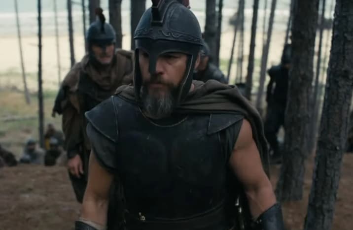 Anne Hathaway Ungkap Pendekatan Jadi Ibu Protektif Saat Perankan Penelope di The Odyssey