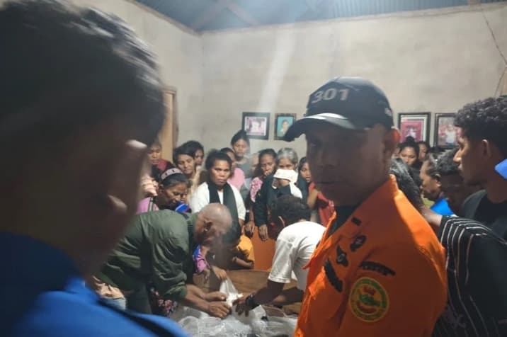 Longboat Tenggelam di Kepulauan Tanimbar, Satu Penumpang Tewas dan 13 Selamat