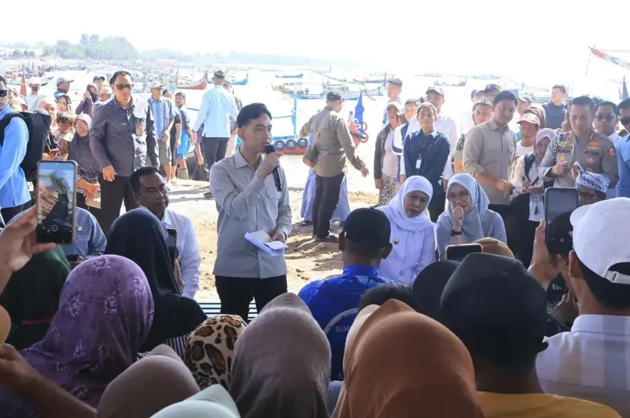 Gibran Menyerap Aspirasi Nelayan Muncar, Janjikan Penyederhanaan Perizinan dan Percepatan Revitalisasi Pelabuhan