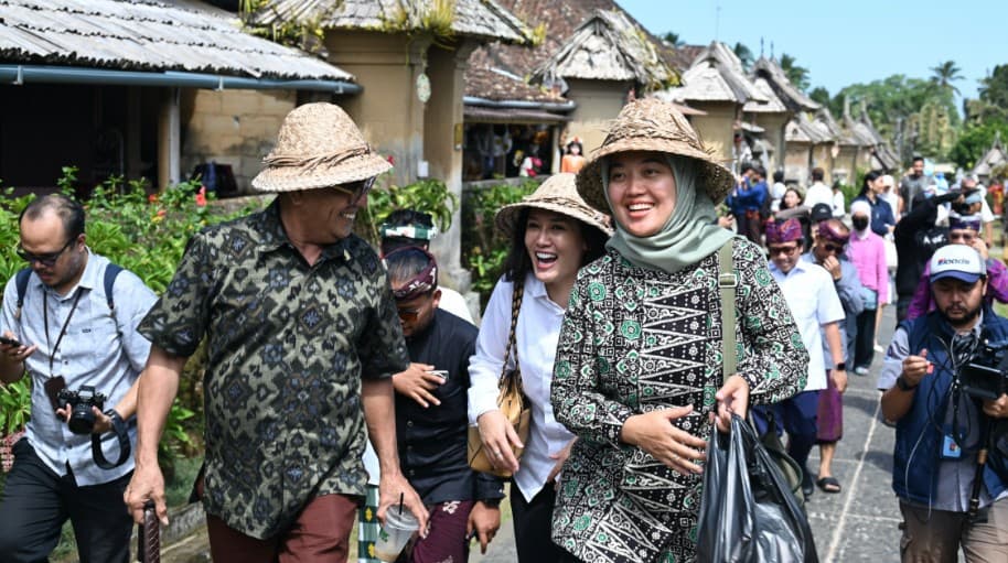 Komisi VII Dorong Antisipasi Potensi Lonjakan Wisatawan di Desa Penglipuran