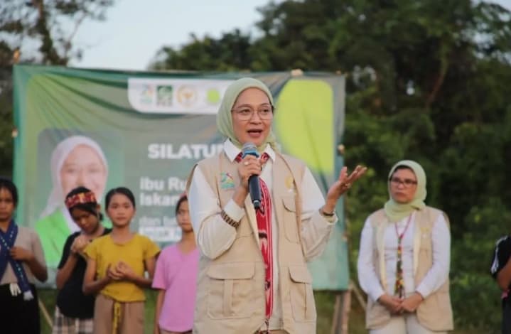 Rustini Muhaimin Nilai Sekolah Adat Arus Kualan Buktikan Pendidikan Berbasis Alam Bentuk Karakter Anak