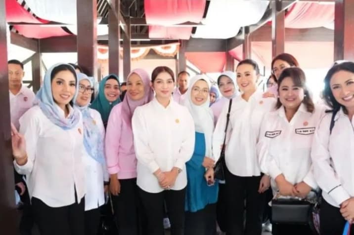 Menag Ajak Umat Makmurkan Masjid sebagai Pusat Ibadah, Pendidikan, dan Peradaban