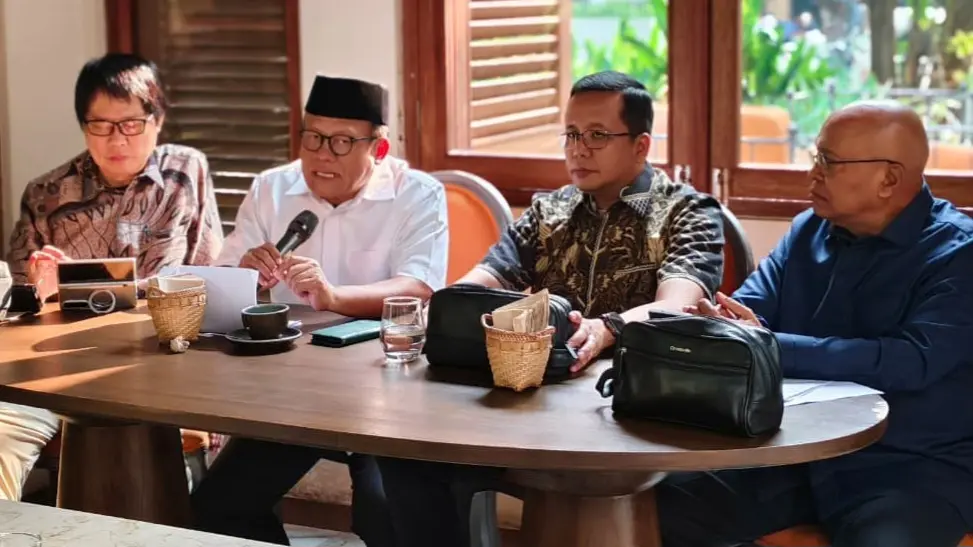 KOSMAK Desak KPK Ambil Alih Dugaan Suap Sugar Group yang Mandek