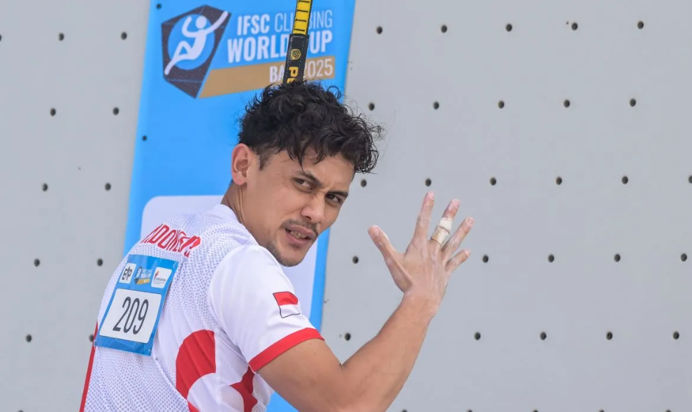 Veddriq Leonardo Raih Emas, Indonesia Kuasai Podium Speed Putra World Climbing Series Chamonix 2026