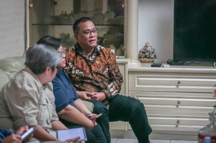 Menteri LH Dorong Pengelolaan Lingkungan Menjadi Penggerak Ekonomi Berkelanjutan