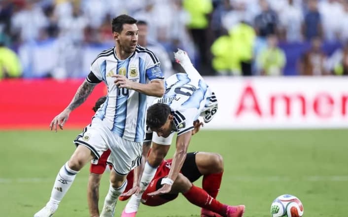 Lionel Messi Akhirnya Hadapi Timnas Inggris untuk Pertama Kalinya di Semifinal Piala Dunia 2026