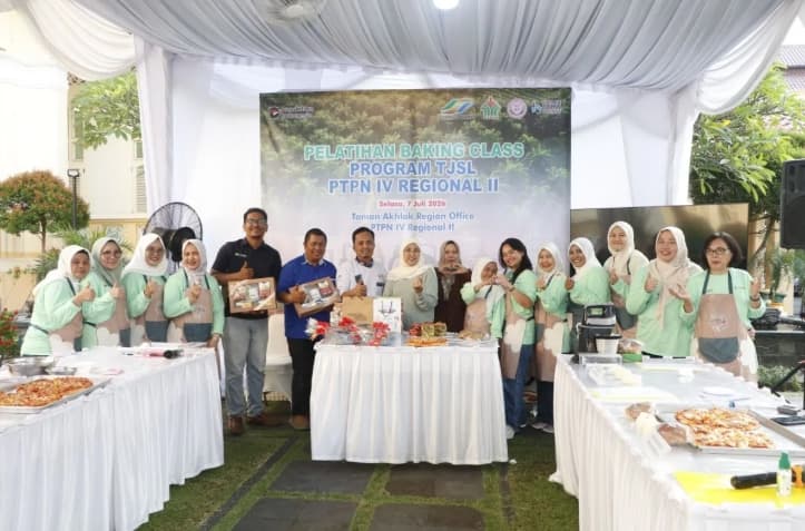 PalmCo Latih 50 Peserta Kembangkan Usaha Roti dan Kue untuk Perkuat UMKM