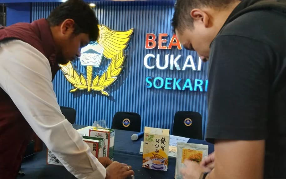Dittipidnarkoba Bareskrim Polri Ungkap Peredaran Happy Water Berkedok Minuman Ringan, Dua WN China Ditangkap