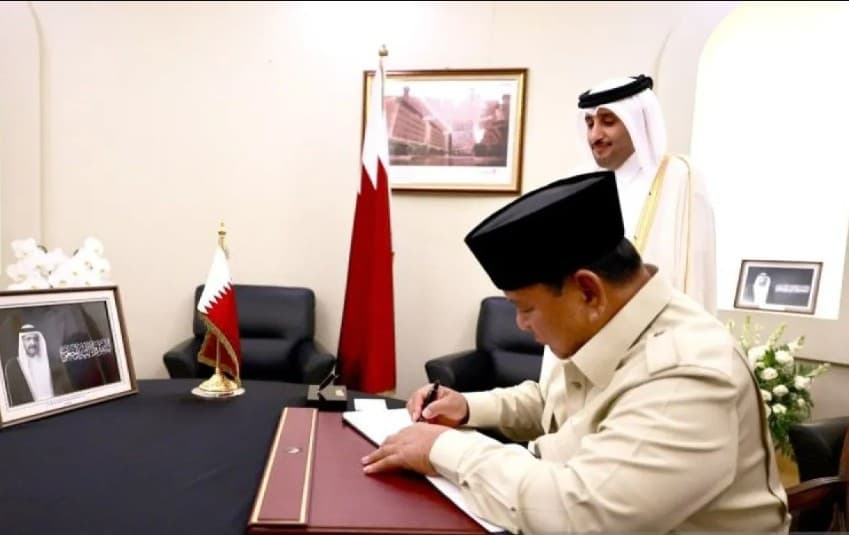 Presiden Prabowo Menyampaikan Belasungkawa atas Wafatnya Ayah Emir Qatar di Kedutaan Besar Qatar
