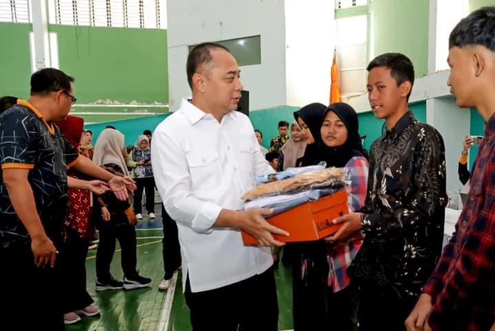 Pemkot Surabaya Perkuat Bantuan Pendidikan untuk Cegah Kemiskinan Antargenerasi