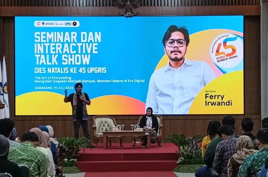 Ferry Irwandi Mengajak Mahasiswa Menguasai Storytelling sebagai Bekal Penting di Era Digital
