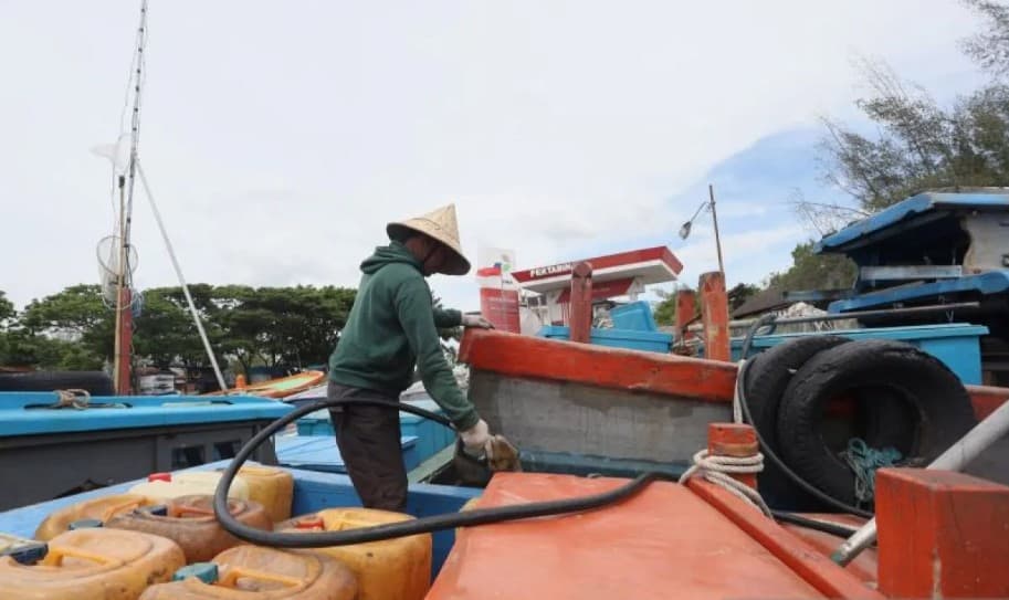 Kebijakan BBM Rp15.000 per Liter untuk Kapal Perikanan Dinilai Tekan Biaya Operasional dan Perkuat Daya Saing