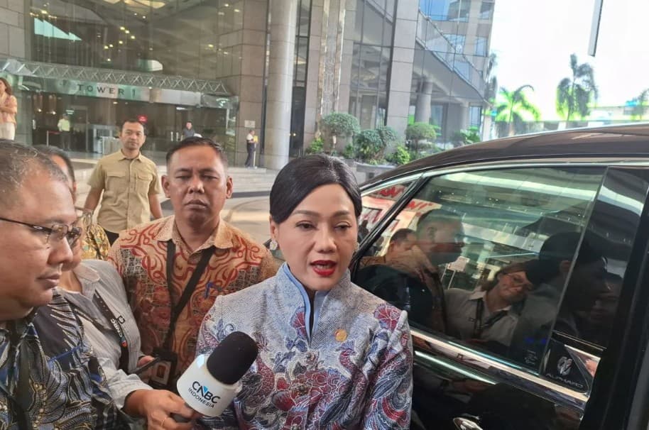 OJK Menyiapkan Kepala Eksekutif Baru untuk Bursa Mineral dan Komoditas Strategis yang Ditargetkan Beroperasi pada 1 Januari 2