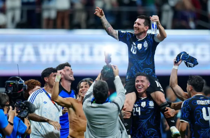 Lionel Messi Bawa Argentina ke Final Piala Dunia 2026 Usai Kalahkan Inggris Secara Dramatis