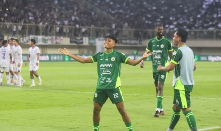 Pieter Huistra Sebut Skuad PSS Sleman Belum Lengkap pada Latihan Perdana Jelang Musim 2026/2027