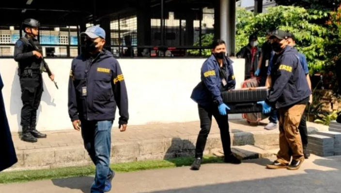 Ditreskrimsus Polda Metro Jaya Limpahkan Tersangka Don Ritto dan Barang Bukti Kasus Korupsi ke Kejaksaan Agung
