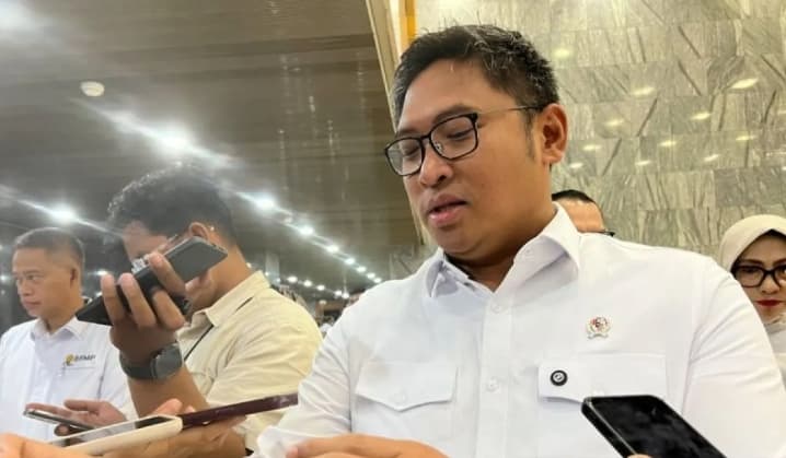Wamentan Pastikan Tindak Tegas Pelaku Usaha yang Merugikan Peternak Ayam dan Telur