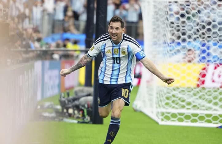 Messi Kenang Foto Viral Bersama Bayi Lamine Yamal Jelang Final Piala Dunia 2026