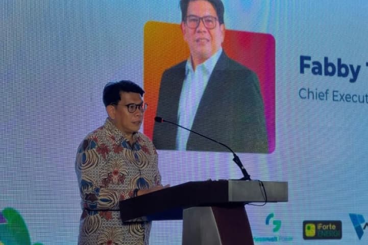 IESR Nilai Kepastian Kebijakan Menjadi Kunci Percepatan Investasi Energi Surya di Indonesia