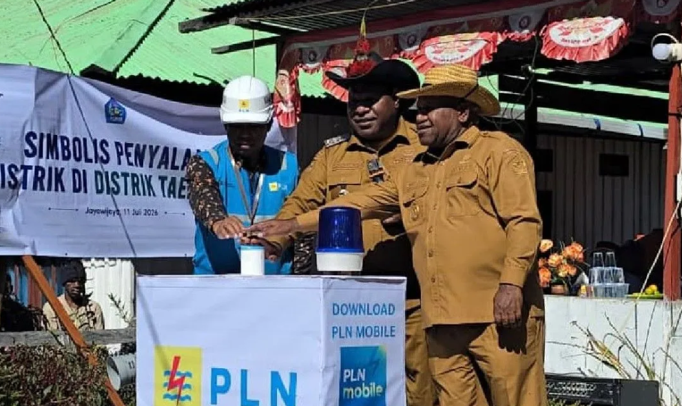 PLN Targetkan 300 Rumah di Distrik Taelarek Segera Nikmati Aliran Listrik