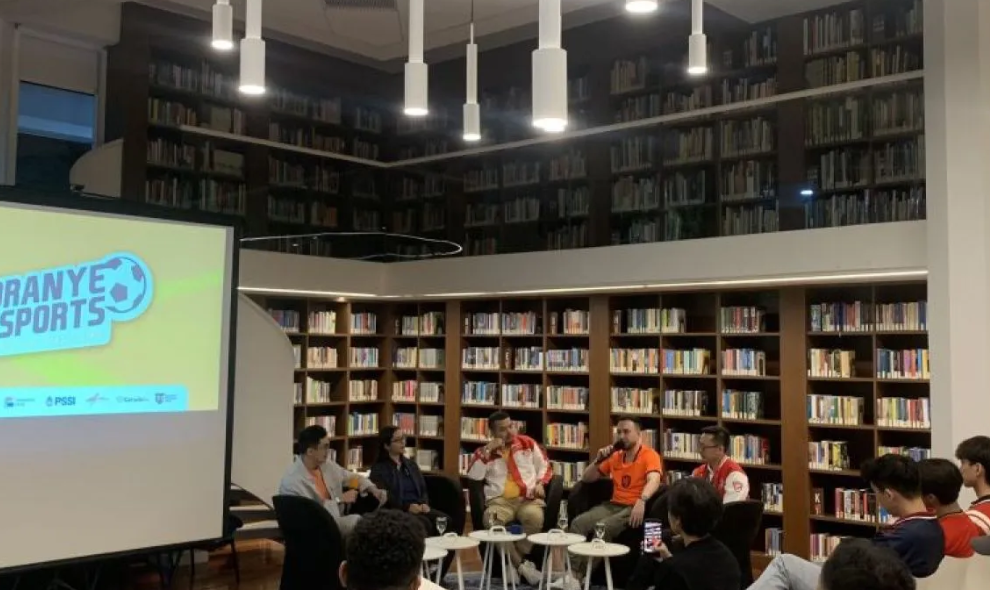 Yos Sonneveld Tekankan Pentingnya Menjaga Fisik dan Mental untuk Menjadi Atlet Esports Kelas Dunia