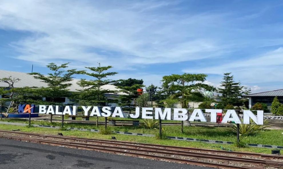 Balai Yasa Jembatan Kiaracondong Perkuat Keselamatan Perjalanan Kereta dengan Ribuan Komponen Rel dan Jembatan