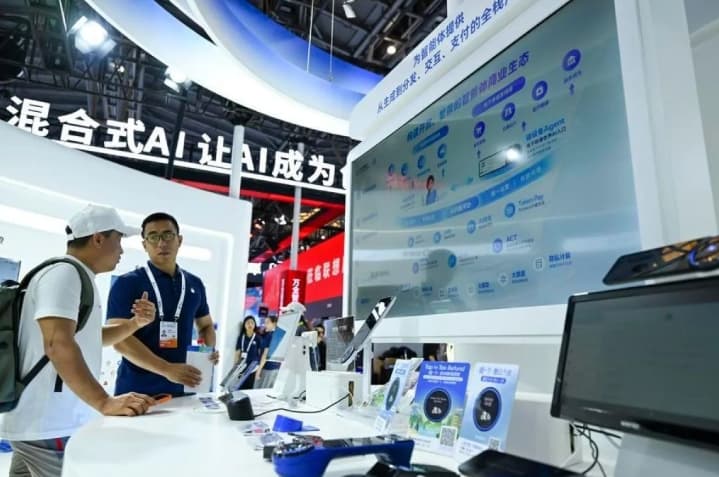 Beragam Produk Hardware dan Sistem AI di WAIC 2026 Tampilkan Gambaran Kehidupan Masa Depan