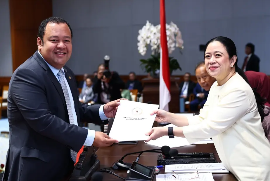 DPR Sahkan UU Pusat Finansial Internasional Indonesia untuk Perkuat Daya Saing Ekonomi Global
