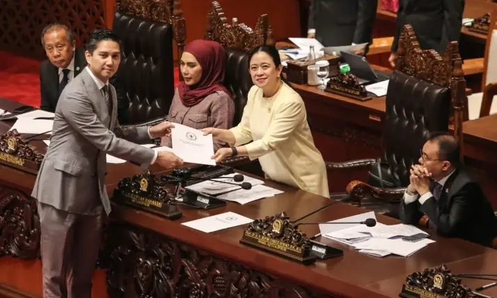 DPR Resmi Menyetujui Hibah Kapal Induk Giuseppe Garibaldi dari Italia untuk Perkuat Pertahanan Indonesia