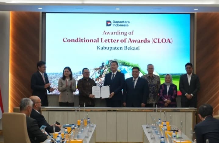 Danantara Menyerahkan Conditional Letter of Award kepada Delapan Mitra Proyek PSEL Tahap Kedua
