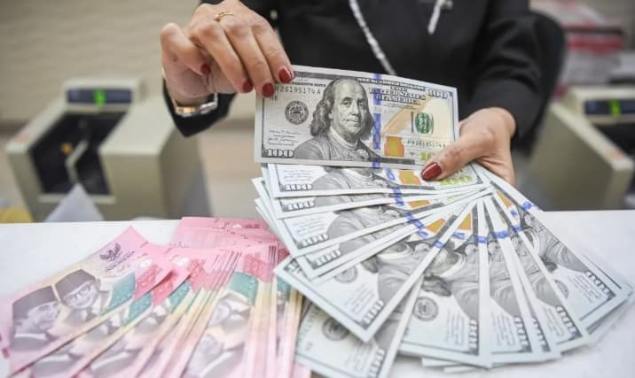 Nilai Tukar Rupiah Menguat ke Level Rp17.937 per Dolar AS pada Selasa Pagi