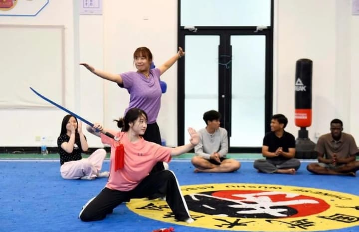 Kakak Beradik Asal Indonesia Perkuat Pertukaran Budaya China-Indonesia Lewat Seni Bela Diri