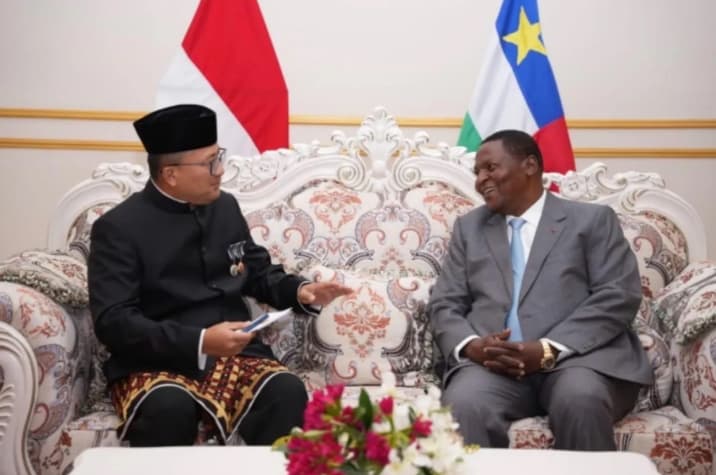 Dubes RI Resmi Serahkan Surat Kepercayaan kepada Presiden Afrika Tengah