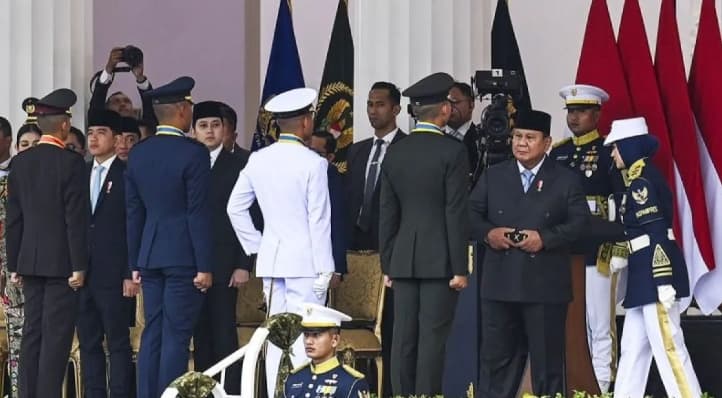 Presiden Prabowo Tegaskan Pelantikan Perwira TNI dan Polri Menjadi Awal Pengabdian kepada Bangsa