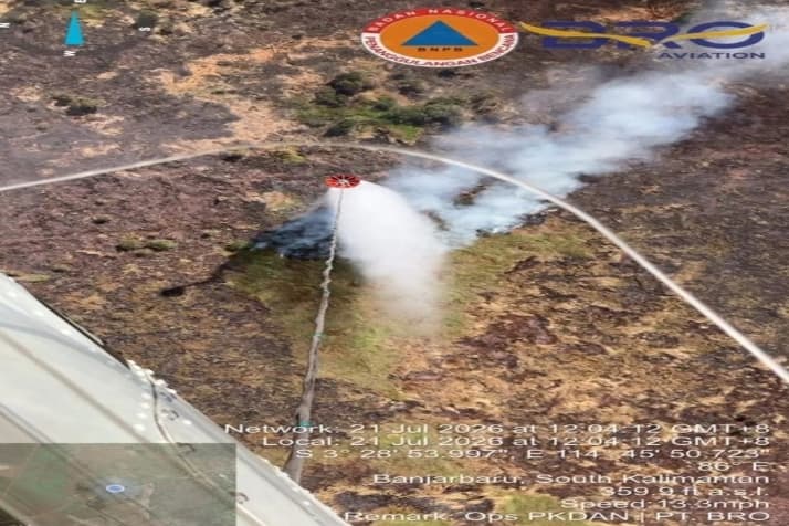 BPBD Kalimantan Selatan Optimalkan Helikopter Water Bombing untuk Percepat Penanganan Karhutla
