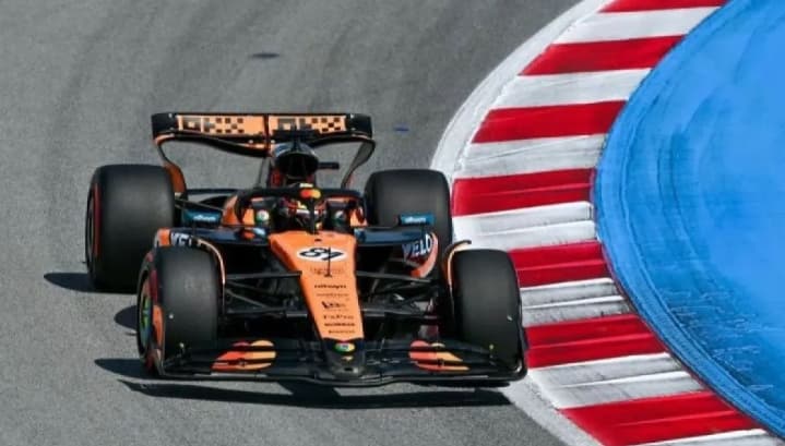 McLaren Kembali Turunkan Leonardo Fornaroli pada FP1 Grand Prix Hungaria untuk Uji Pembaruan Mobil