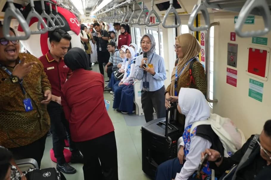 LRT Jabodebek Ajak Murid Penyandang Disabilitas Belajar Transportasi Publik pada Peringatan Hari Anak Nasional 2026