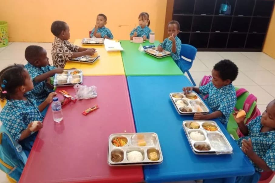 BGN Nabire Sajikan Rendang Sapi untuk Program MBG, Meriahkan Hari Anak Nasional 2026