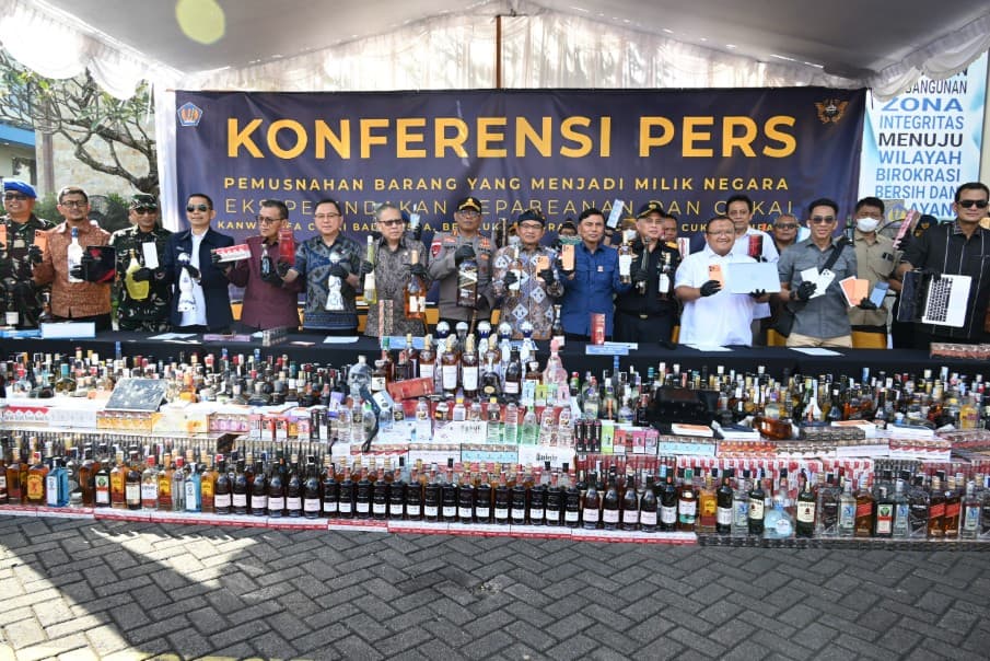 Komisi XI Perkuat Pengawasan Bea Cukai Demi Lindungi Penerimaan Negara