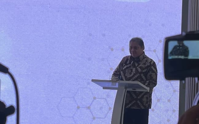 Airlangga Optimistis Joint Venture Indonesia-China Perkuat Kemandirian Industri Farmasi Nasional