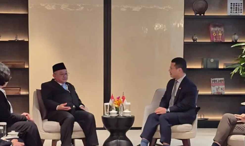 Mendikdasmen dan Singapura Perkuat Kolaborasi Pendidikan Berbasis AI dan Akses Pembelajaran