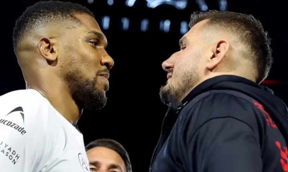 Anthony Joshua Bangkit dari Dua Jatuhan untuk Menang KO atas Cristian Prenga