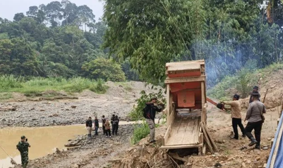Kemenhut Tegaskan Penegakan Hukum Diperkuat untuk Lindungi Kawasan Hutan dari Aktivitas Ilegal