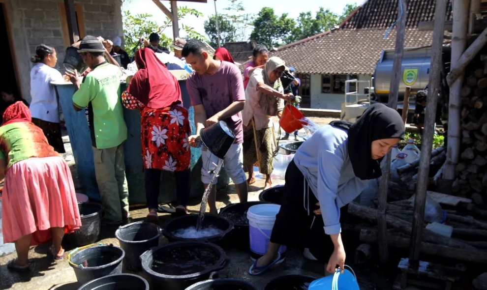 BPBD Sukoharjo Salurkan Bantuan Air Bersih untuk Warga Terdampak Kekeringan di Tiga Desa