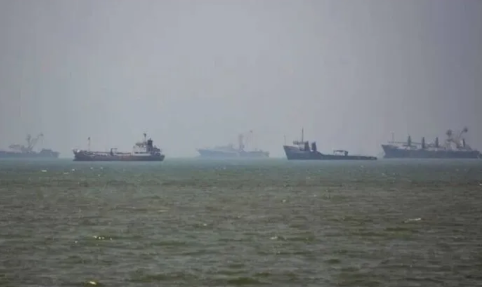 Iran dan Oman Bahas Mekanisme Pelayaran Aman di Selat Hormuz
